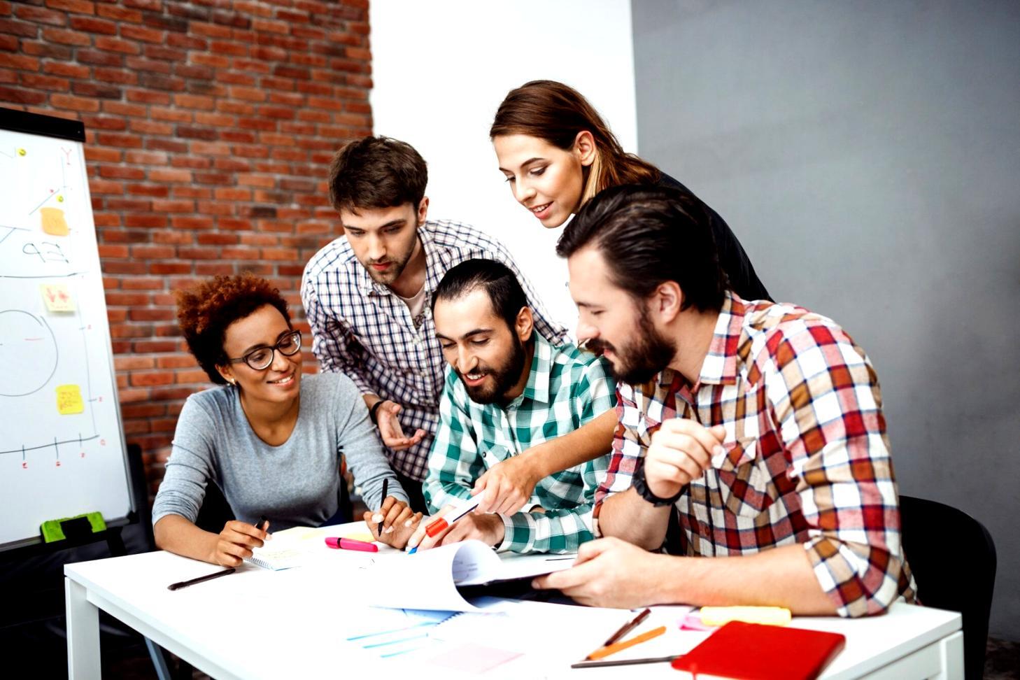 Entorno de trabajo profesional para consultoría financiera